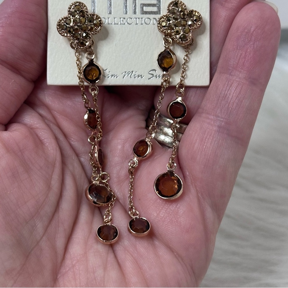 MIA Collection Dangle Earring - Picture 4 of 4